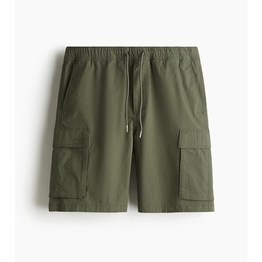 H&M Men’s Khaki Green Cargo Shorts Size XL Cotton
